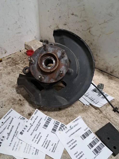 2016 Nissan Rogue 4268010 Front Left/Driver Used OEM Steering Knuckle Spindle