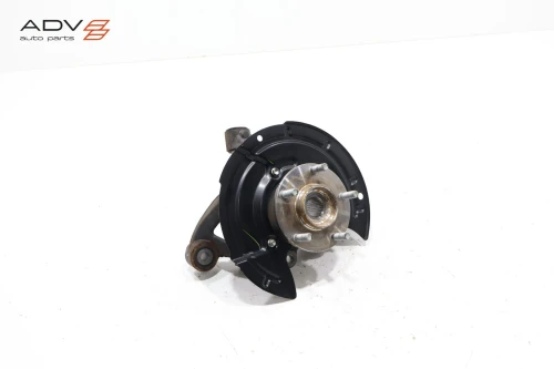 2025 Nissan Kicks Rear Right/Passenger AWD With Hub Used OEM Steering Knuckle Spindle