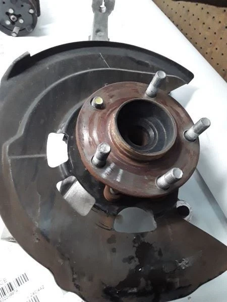2013-2020 Nissan 370Z 2249974 Front Right/Passenger Used OEM Steering Knuckle Spindle