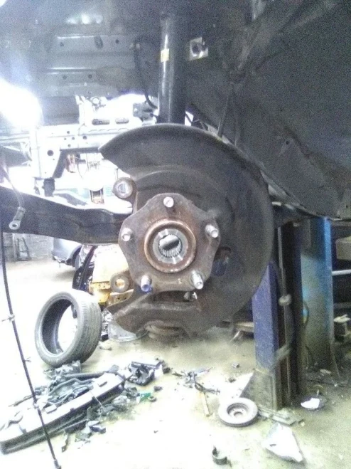 Nissan Rogue Sport Front Left/Driver Used OEM Steering Knuckle Spindle
