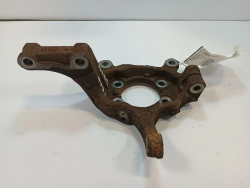 2015 Nissan Rogue 12439847 Front Left/Driver Used OEM Steering Knuckle Spindle