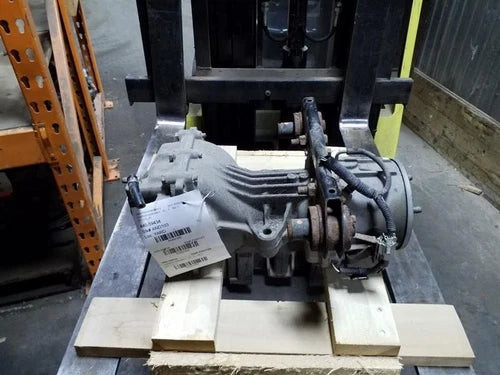 2014-2020 Nissan Rogue Rear Used OEM Rear Differential Carriers used OEM rear differential carrier assembly