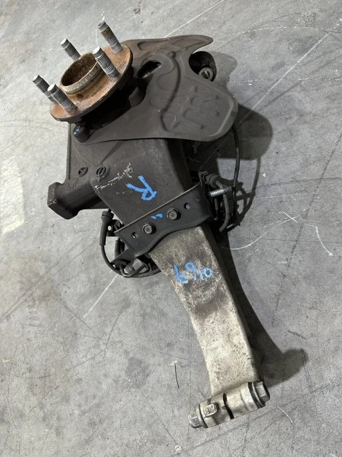 2009-2021 Nissan GT-R Front Right/Passenger AWD With Hub Used OEM Steering Knuckle Spindle