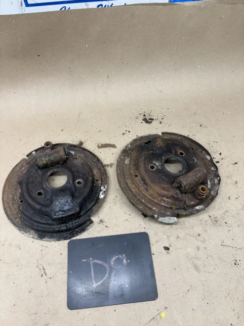 1964-1967 Oldsmobile Cutlass Front Left & Right Drum Brake Used OEM Steering Knuckle Spindle