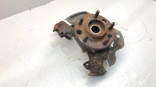 1986-1991 Oldsmobile Eighty Eight Front Left/Driver With Hub Used OEM Steering Knuckle Spindle
