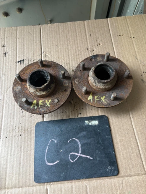 1964-1969 Oldsmobile Cutlass Front With Hub Drum Brake Used OEM Steering Knuckle Spindle