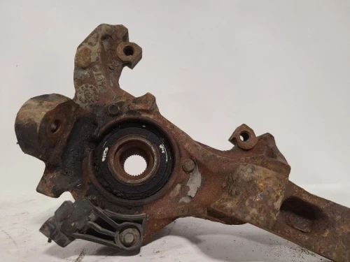 1996-1998 Oldsmobile Achieva 1696162 Front Left/Driver Used OEM Steering Knuckle Spindle