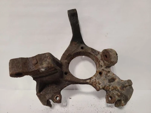 1995-1996 Oldsmobile Aurora 1960547 Front Right/Passenger Used OEM Steering Knuckle Spindle
