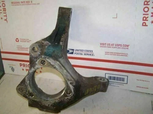 2001-2003 Oldsmobile Aurora Front Left/Driver Used OEM Steering Knuckle Spindle