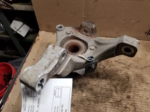 2001-2005 Pontiac Bonneville 1892556 Front Left/Driver Used OEM Steering Knuckle Spindle