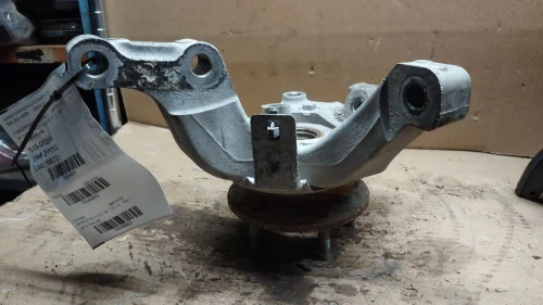 2001-2005 Pontiac Bonneville 2448601 Front Left/Driver Used OEM Steering Knuckle Spindle