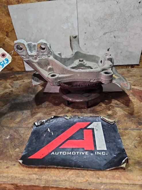 2007-2009 Pontiac Torrent Front Right/Passenger Used OEM Steering Knuckle Spindle