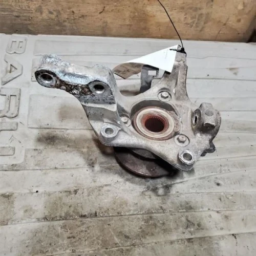 2003-2004 Pontiac Grand Prix 1366683 Front Left/Driver ABS Used OEM Steering Knuckle Spindle