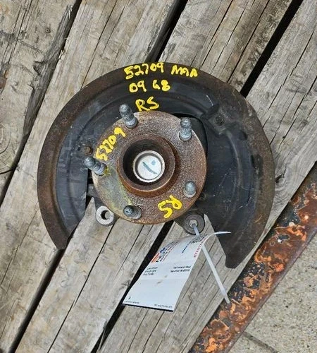 2008-2009 Pontiac G8 Front Right/Passenger With Hub ABS Used OEM Steering Knuckle Spindle