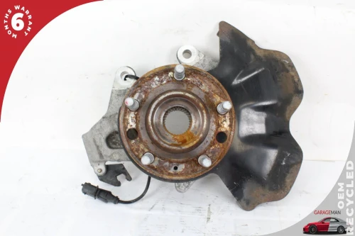 2006-2010 Pontiac Solstice 15831429 Rear Right/Passenger With Hub Used OEM Steering Knuckle Spindle