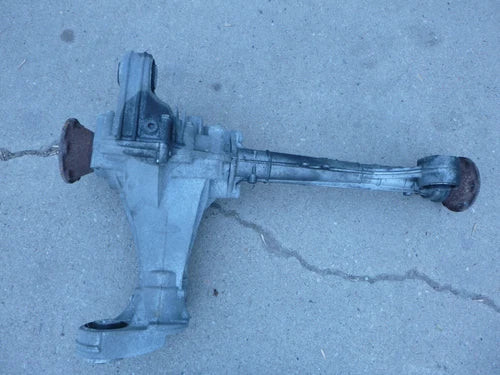 2017 Vw Touareg Front Axle 4460310089 Used OEM Front Differential Carriers used OEM front differential carrier assembly