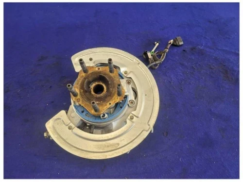 2017 Porsche 911 Front Right/Passenger With Hub Used OEM Steering Knuckle Spindle