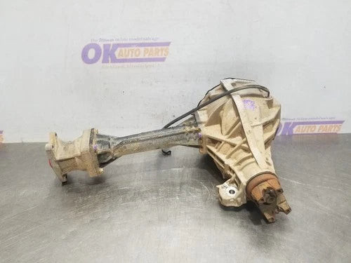 2009 09 Hummer H3T 3.7L Front Carrier Differential Used OEM Front Differential Carriers used OEM front differential carrier