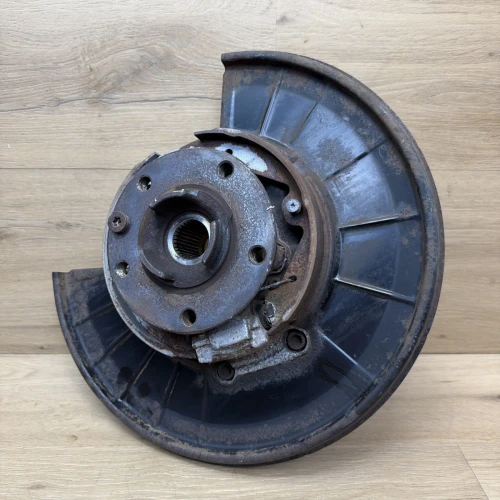 2011-2018 Porsche Cayenne Rear Right/Passenger AWD With Hub Used OEM Steering Knuckle Spindle