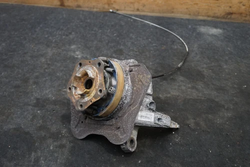 2005-2013 Porsche 911 99733111207 Rear Right/Passenger With Hub With Bearing Used OEM Steering Knuckle Spindle