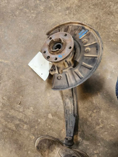 2003-2010 Porsche Cayenne Front Right/Passenger Used OEM Steering Knuckle Spindle