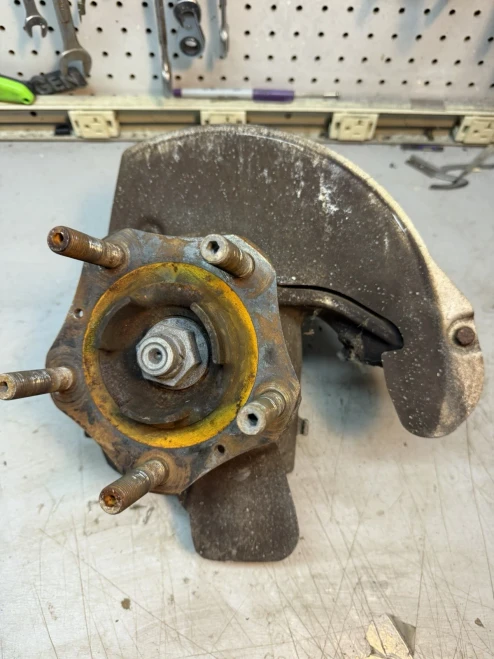 2005-2012 Porsche 911 99734165805 Front Right/Passenger Used OEM Steering Knuckle Spindle