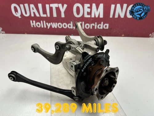 2019-2026 Porsche Cayenne Rear Left/Driver With Hub Used OEM Steering Knuckle Spindle