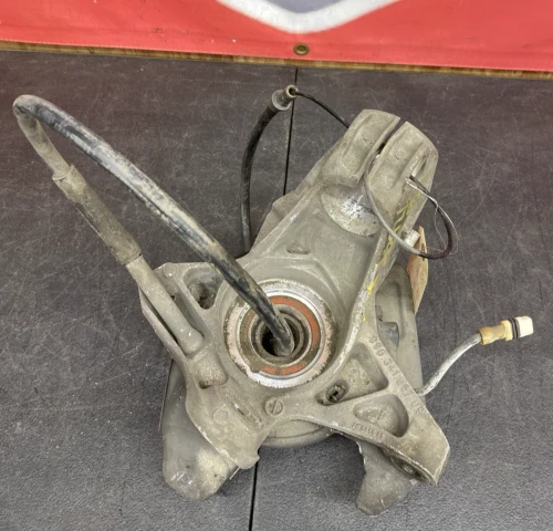 1997 Porsche Boxster 99634165709 Rear Right/Passenger With Hub Used OEM Steering Knuckle Spindle