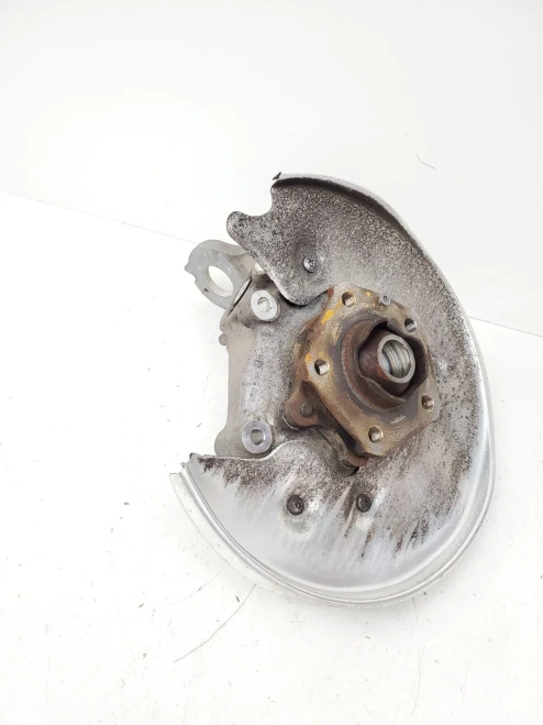 2015-2024 Porsche Macan Rear Right/Passenger AWD With Hub Used OEM Steering Knuckle Spindle