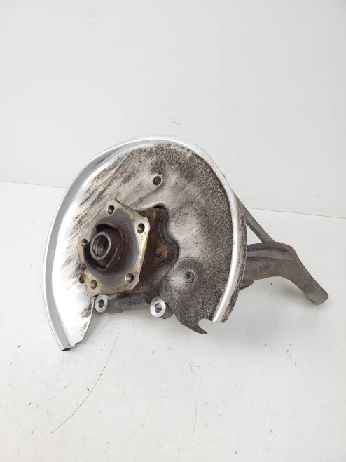 2015-2024 Porsche Macan Rear Left/Driver AWD With Hub Used OEM Steering Knuckle Spindle