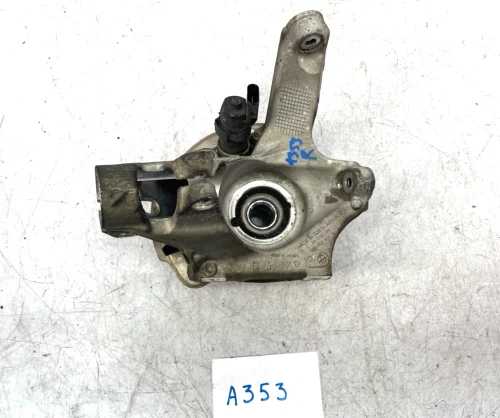 2017-2024 Porsche 718 Boxster Rear Right/Passenger With Hub Used OEM Steering Knuckle Spindle
