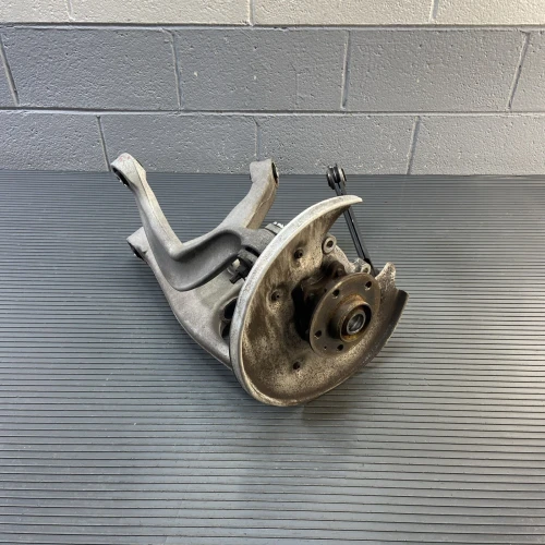 2015-2025 Porsche Macan Rear Right/Passenger With Hub Used OEM Steering Knuckle Spindle
