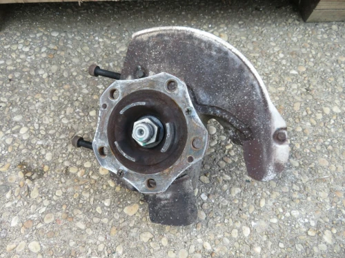 2006-2008 Porsche Boxster Front Right/Passenger RWD With Hub Used OEM Steering Knuckle Spindle