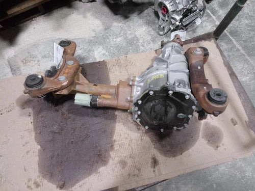 2025 Carrier 85742561 for Silverado 2500 2939686 Used OEM Differentials & Carriers used OEM differential carrier assembly