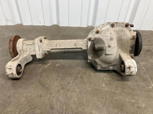 2004-2015 Nissan Armada Front Axle 3.36 Ratio Used OEM Front Differential Carriers used OEM front differential carrier