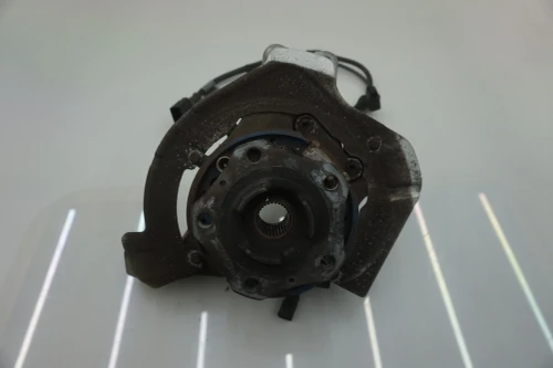 2010 Porsche Panamera 97033161102 Rear Left/Driver With Hub With Bearing Used OEM Steering Knuckle Spindle