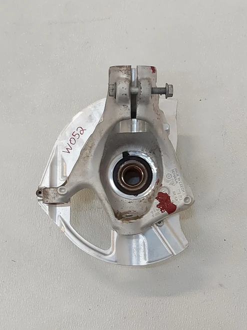 2020 Porsche 911 Front Right/Passenger AWD With Hub Used OEM Steering Knuckle Spindle