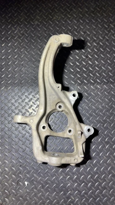 2018 Ram 1500 68286567AB Right/Passenger Used OEM Steering Knuckle Spindle