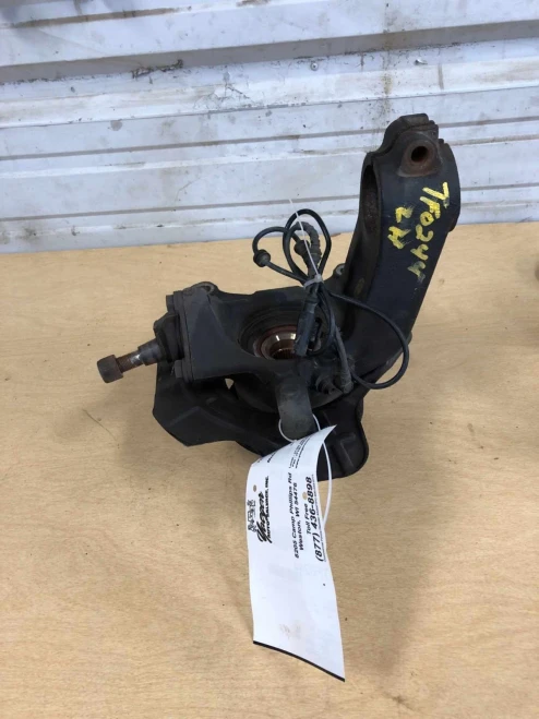 2014-2024 Ram 2500 Front Left/Driver Used OEM Steering Knuckle Spindle