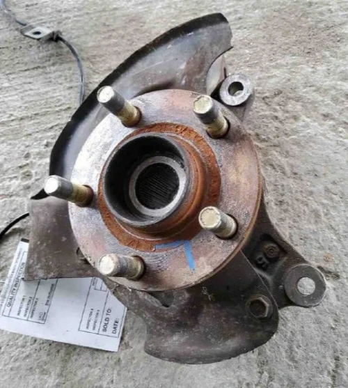 2001-2002 Subaru Legacy Front Left/Driver Used OEM Steering Knuckle Spindle
