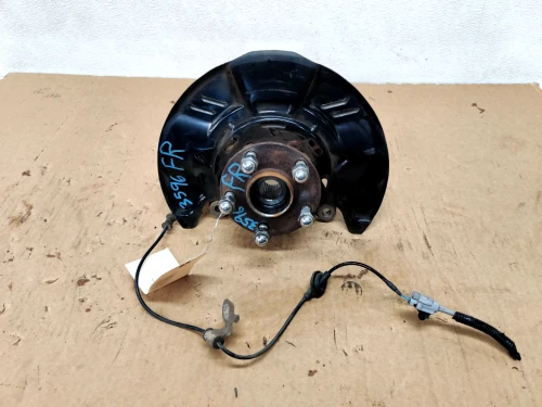 2013-2014 Subaru XV Crosstrek Front Right/Passenger AWD With Hub Used OEM Steering Knuckle Spindle
