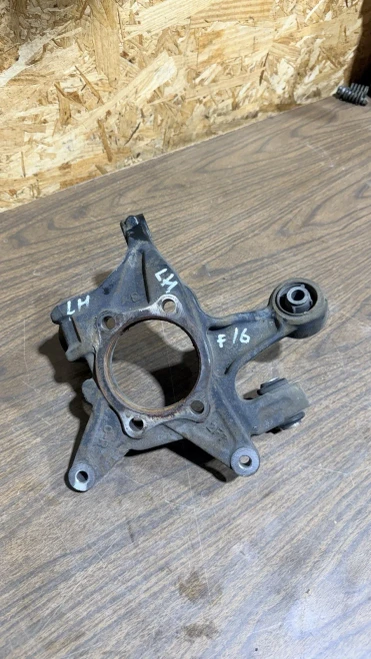 2013-2017 Subaru BRZ Rear Left/Driver With Hub Used OEM Steering Knuckle Spindle