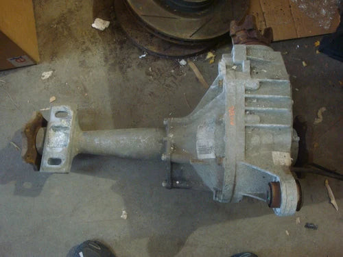 2002 06 Escalade Sierra Yukon Silverado 3.73 GT4 Front Carrier Pig Used OEM Front Differential Carriers used OEM front