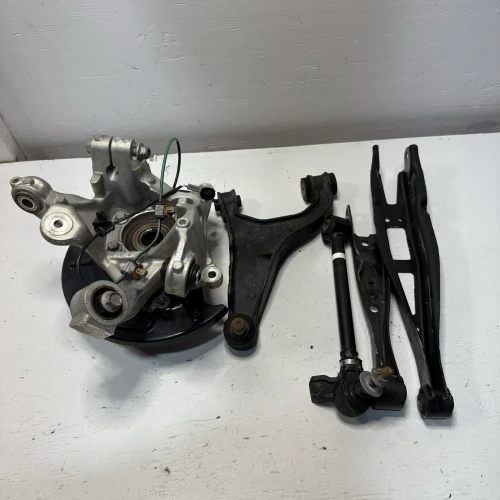 2019-2024 Subaru Forester Rear Left & Right With Hub Used OEM Steering Knuckle Spindle