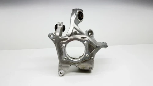 2024 Subaru Crosstrek Rear Left/Driver With Hub Used OEM Steering Knuckle Spindle