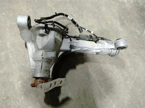 2023 Front Carrier 87821656 for Tahoe 2829142 Used OEM Front Differential Carriers used OEM front differential carrier