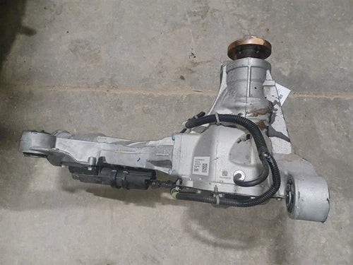 2023 Front Carrier 87821656 for Tahoe 2828105 Used OEM Front Differential Carriers used OEM front differential carrier