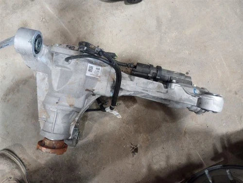 2023 Front Carrier 87821656 for Tahoe 2827666 Used OEM Front Differential Carriers used OEM front differential carrier
