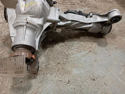 2023 Front Carrier 87821656 for Tahoe 2827147 Used OEM Front Differential Carriers used OEM front differential carrier