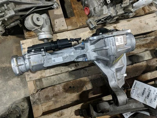 2023 Front Carrier 87821656 for Tahoe 2833142 Used OEM Front Differential Carriers used OEM front differential carrier